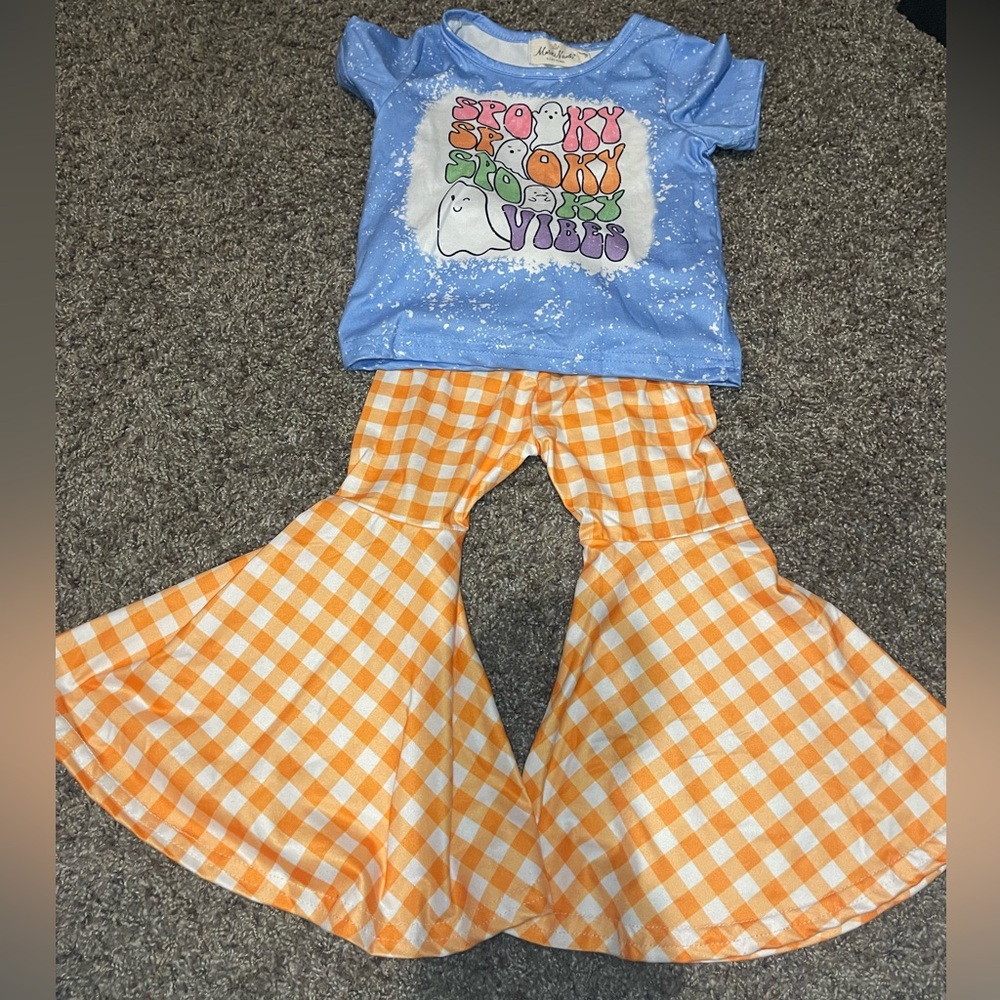 Marie Nicole Clothing spooky Vibes set 12-18 months
